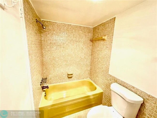 Building Photo - 2061 NW 47th Terrace