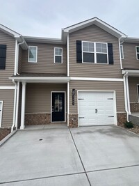 Building Photo - Brand New Townhome – Modern Comfort & Conv...