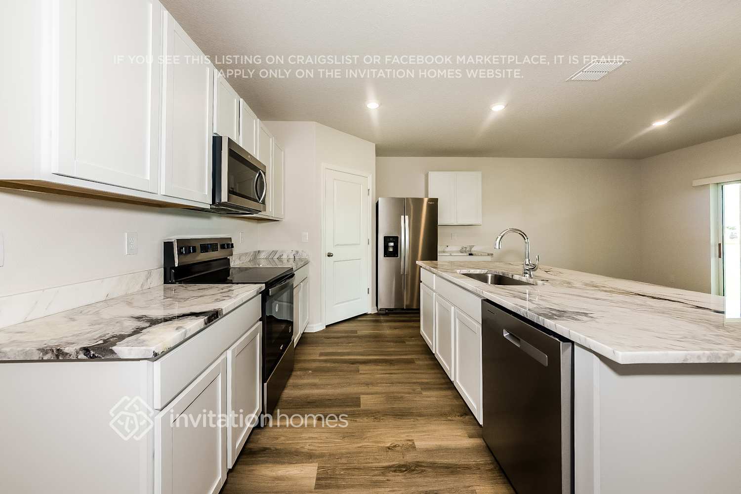 Building Photo - 18116 Canopy Pl