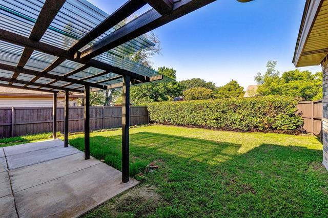 Building Photo - 3017 Rockett Dr