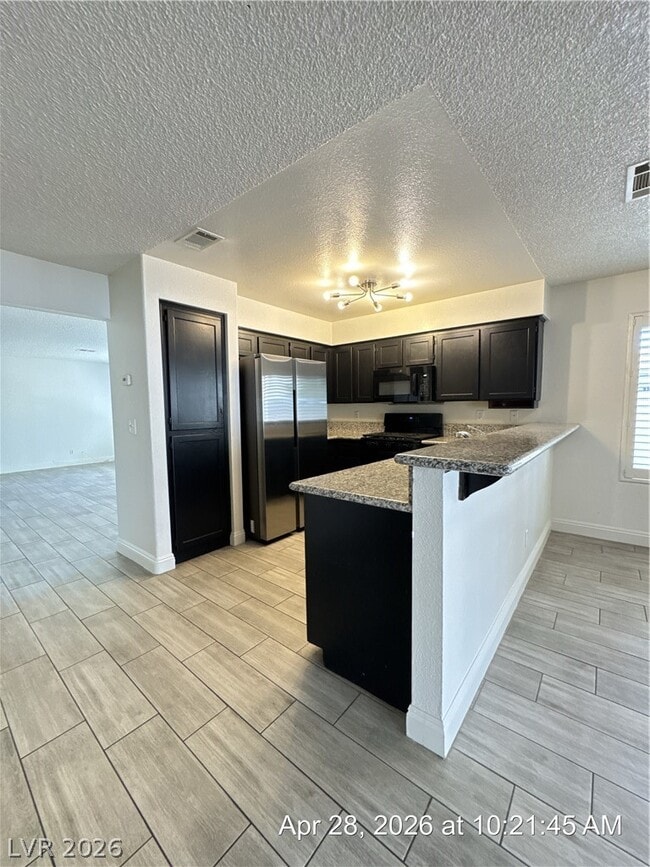 Building Photo - 2059 Club Crest Way