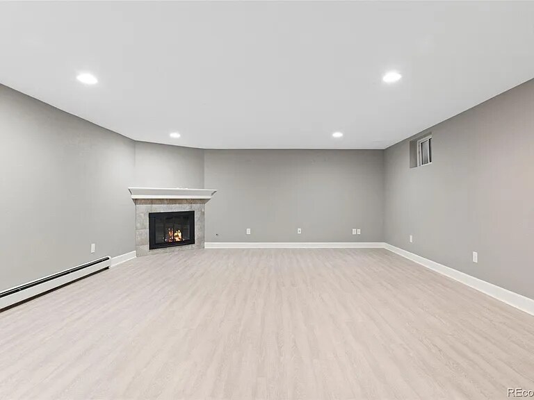 Building Photo - 9156 E Stanford Pl