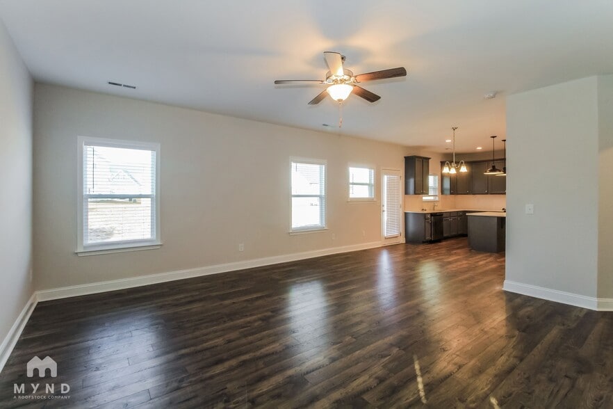 Building Photo - 7881 Waterwillow Dr