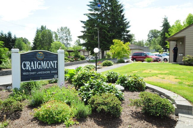 Primary Photo - Craigmont Apartments