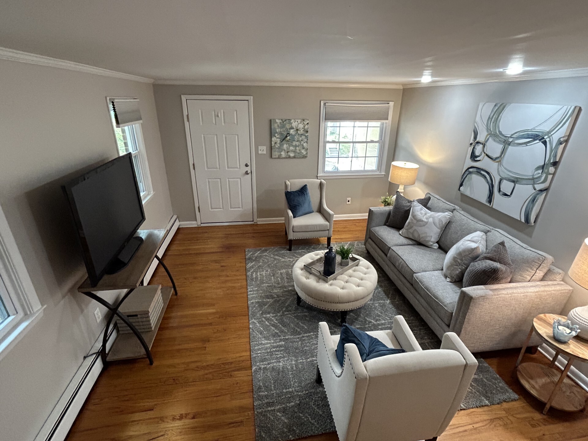 Living room with hardwood floors - 327 N Orange St
