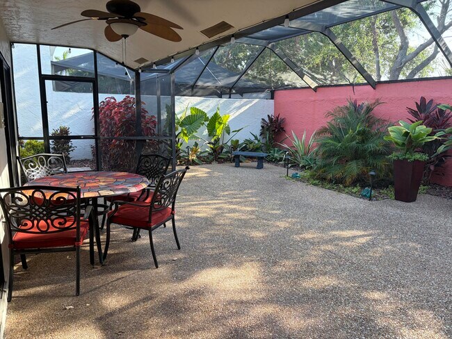 Building Photo - 21435 Campo Allegro Dr