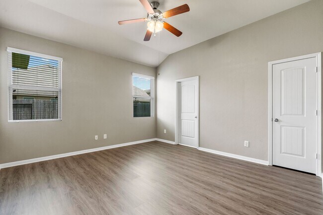 Building Photo - 2131 Beacon Park Ct