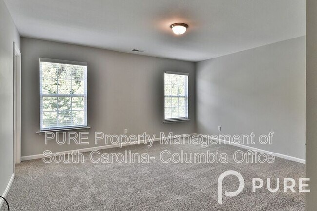 Building Photo - 340 Longfellows Ln