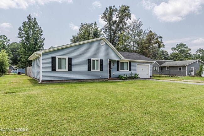 Building Photo - 111 Cedar Crk Dr