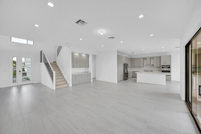 Building Photo - 10040 Stockrun Dr