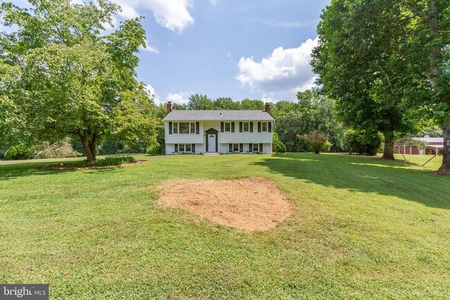 Building Photo - 18136 Pepmeier Hill Rd