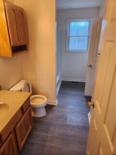 Building Photo - Available 5/1/2026 3 Bedroom Pet Friendly home on Redwood Drive in Rileyville!