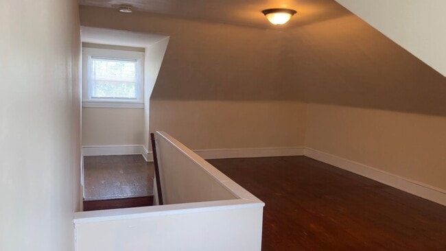 Building Photo - Beautiful 3 Bedroom 1 Bathroom in Lancaste...