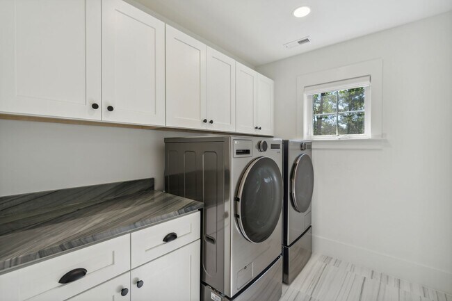 Building Photo - Stunning New Build – 4BR/2.5BA with High-E...