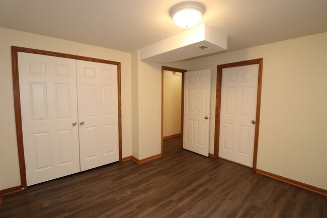 Building Photo - Spacious Home for rent!