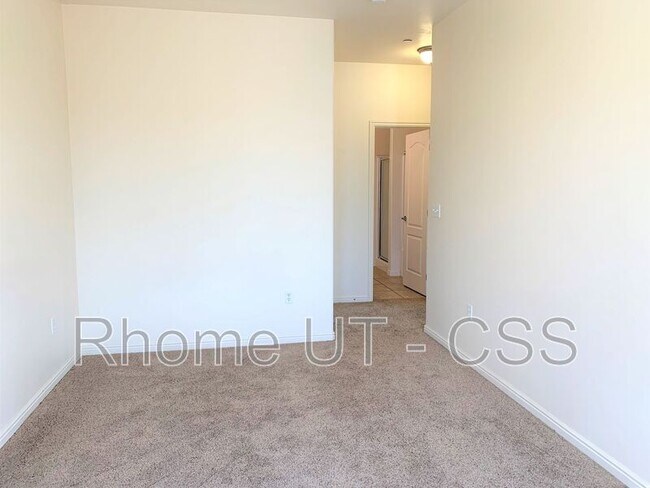 Building Photo - 114 Bella Monte Dr