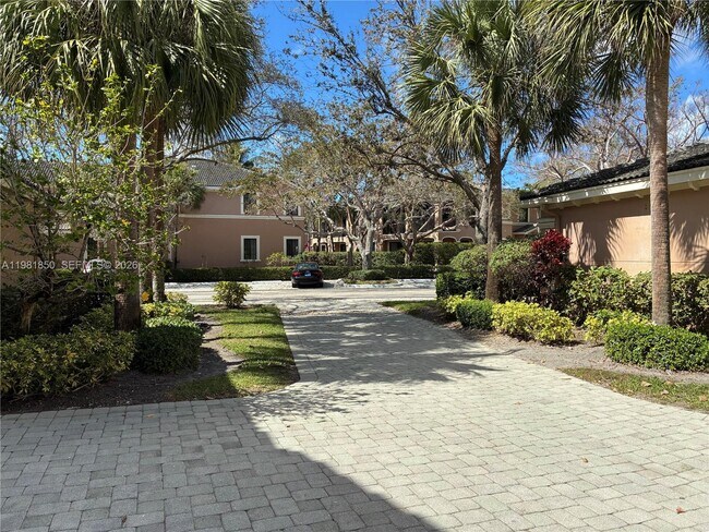 Building Photo - 2757 Center Ct Dr