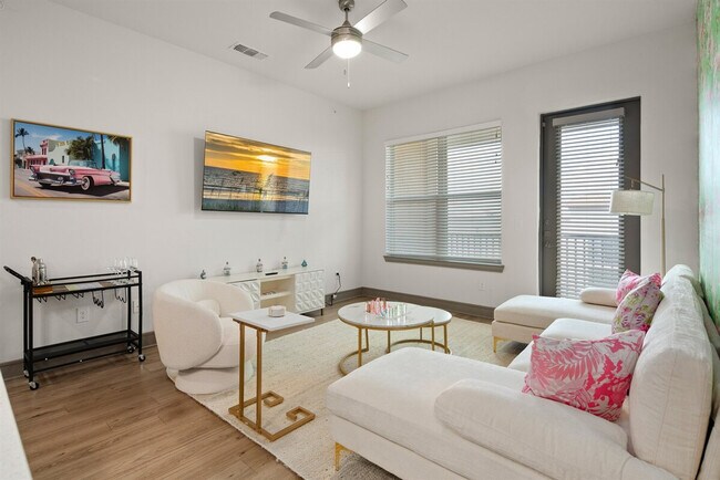 Building Photo - 8890 Founders Square Dr