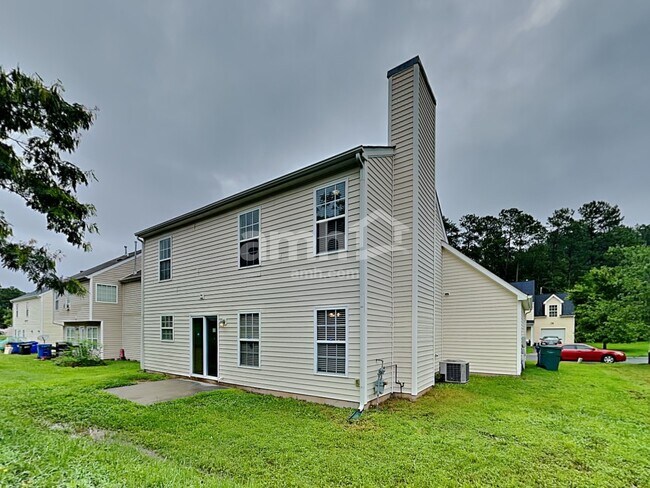 Building Photo - 735 Big Twig Ln
