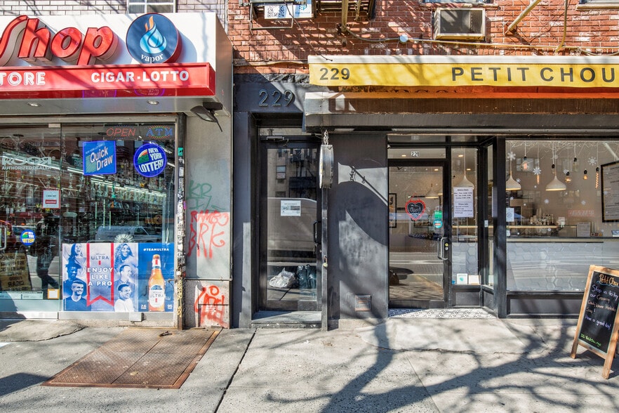 Building Photo - 229 1st Ave.