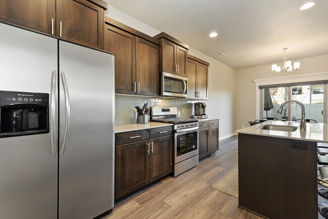 Building Photo - 4192 E Esperanto St