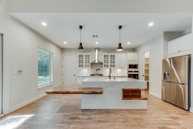 Building Photo - 25126 Scarlett Manor Ct