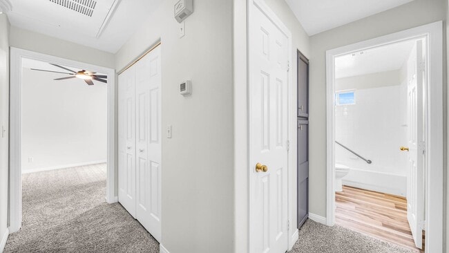 Building Photo - 520 Arrowhead Trail