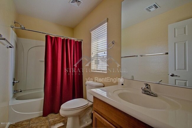 Building Photo - 4725 E Olney Ave