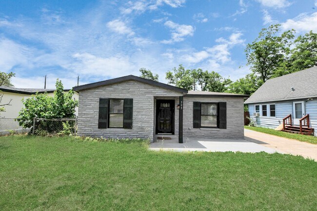 Building Photo - 503 Schilling Ave