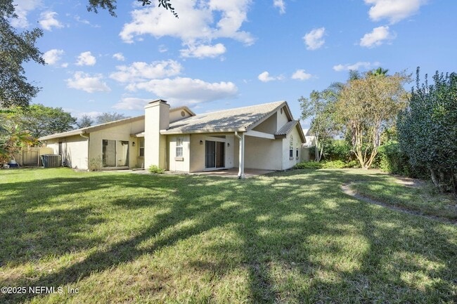 Building Photo - 4063 Mizner Ct