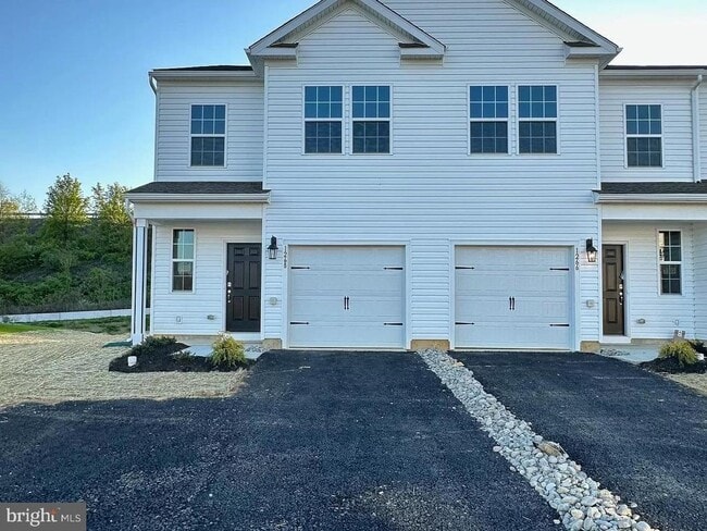 Building Photo - 1268 Martin Rd