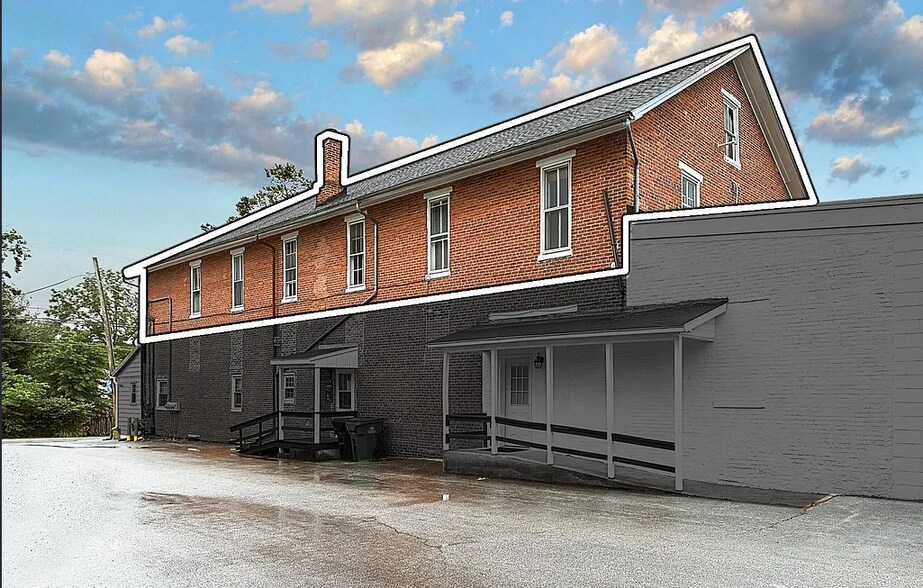 Building Photo - 2379 Table Rock Rd