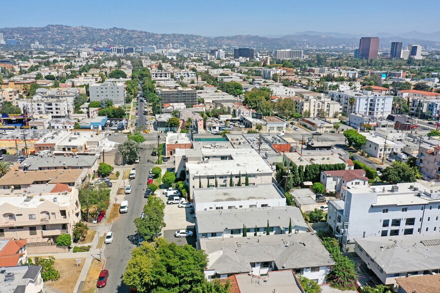 Building Photo - 1436 S Bedford St