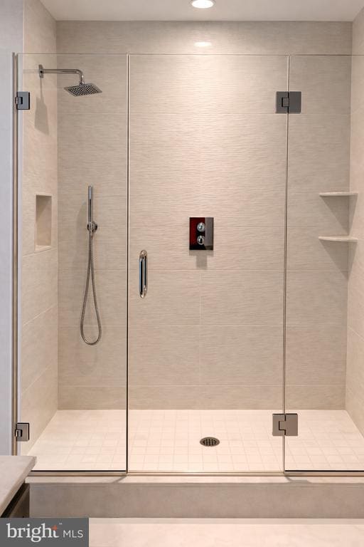 Building Photo - 2127 Leroy Pl NW