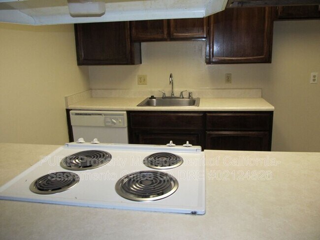 Building Photo - 5541 Aspenwood Ct