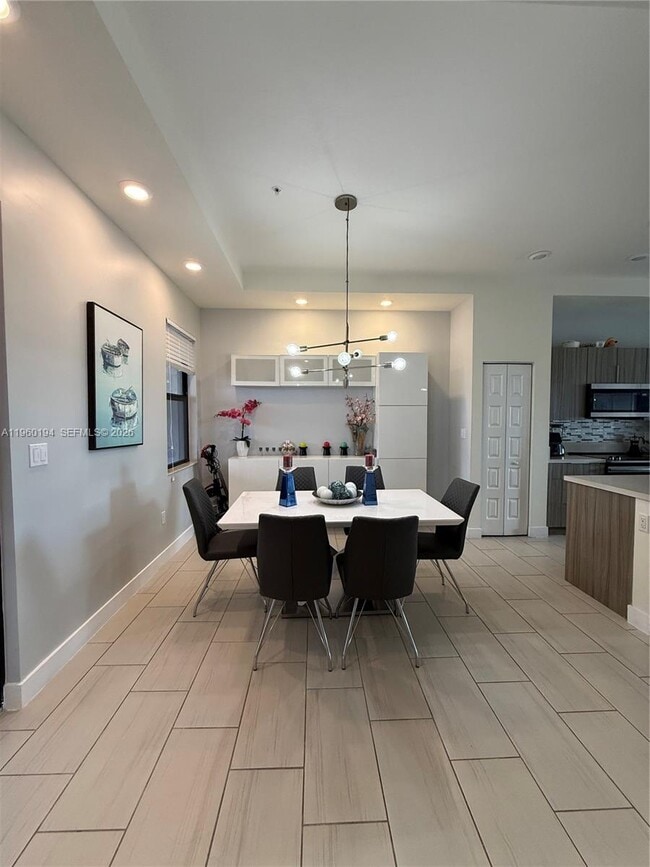 Building Photo - 7815 NW 104th Ave