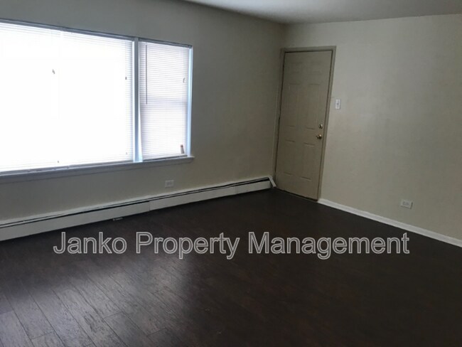 Building Photo - 6437 S Evans Ave