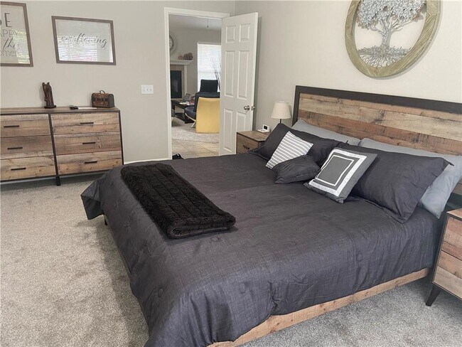 Building Photo - 15 Rillington Dr