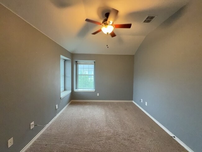 Building Photo - 12614 Oceanside Dr