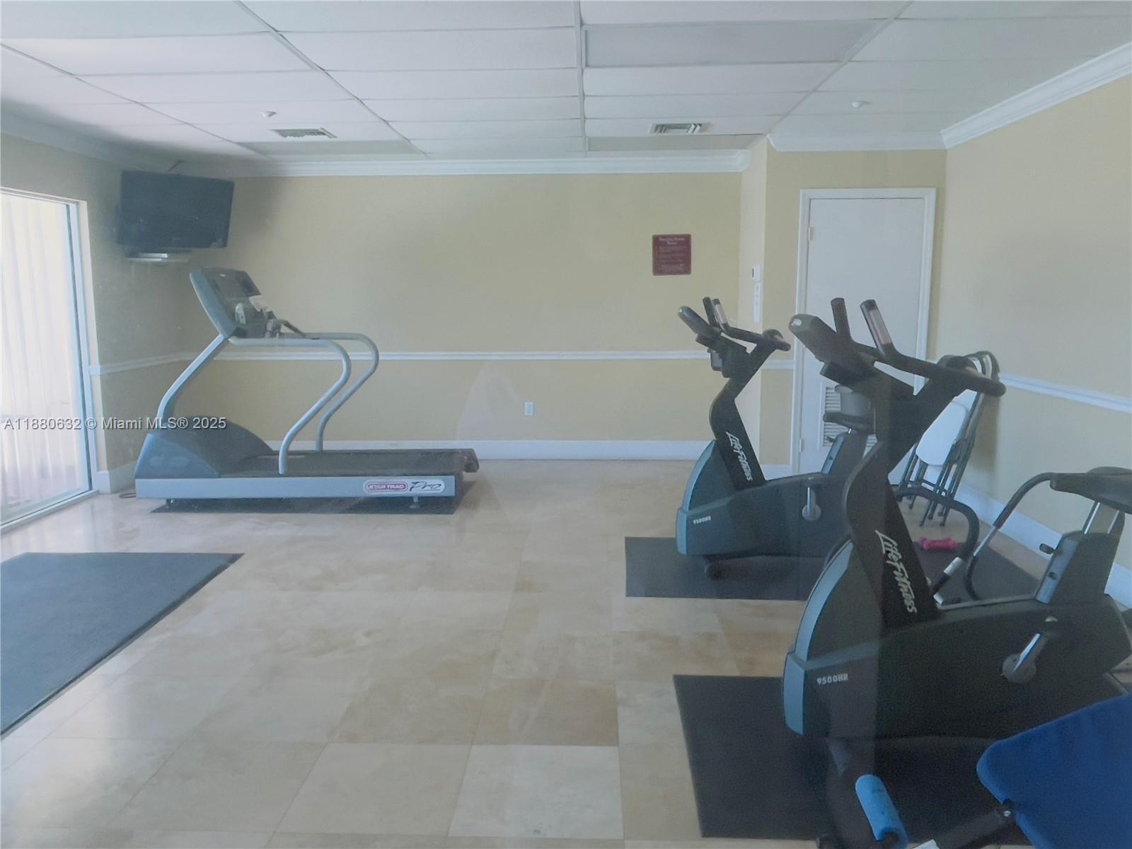 Building Photo - 201 Golden Isles Dr