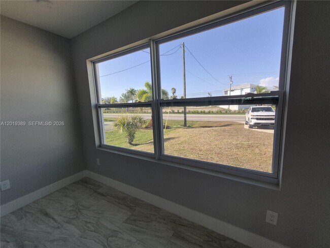 Building Photo - 3820 Embers Pkwy W