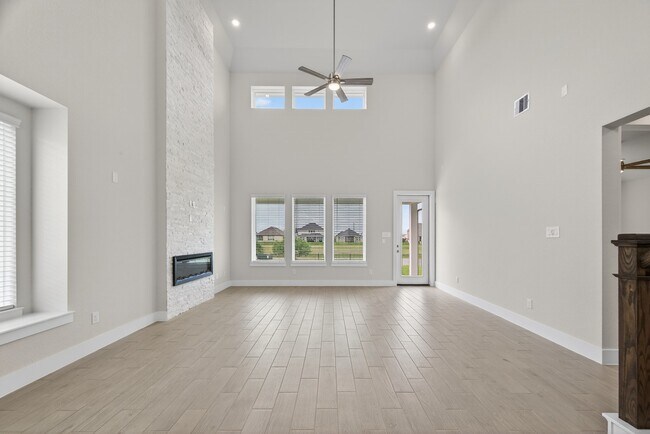 Building Photo - 6822 Ivory Sedge Trl