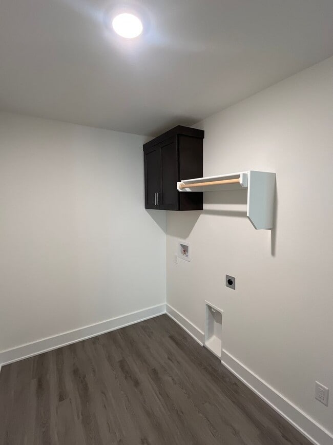 Building Photo - Welcome Home! Beautiful New Build in Republic