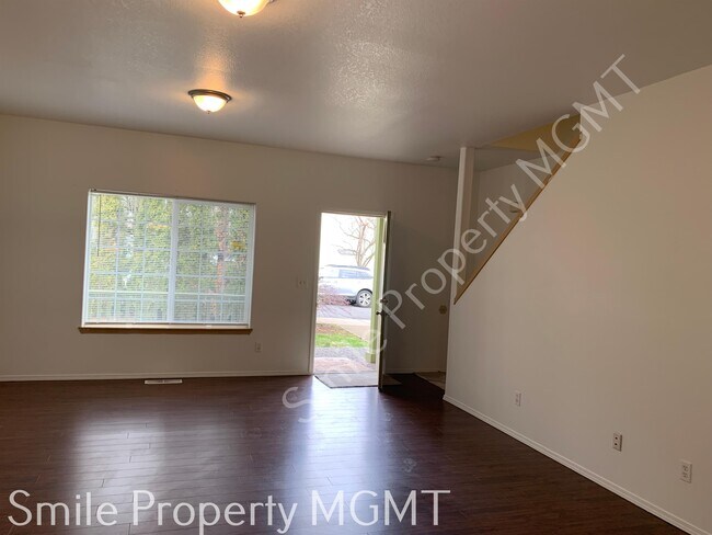 Building Photo - 13642 SE Foster Pl