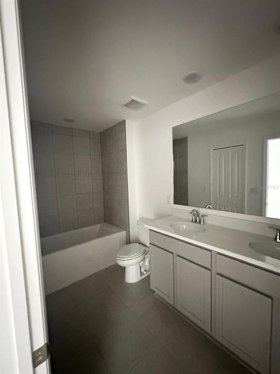 Building Photo - 32132 Eastern Redbud Br