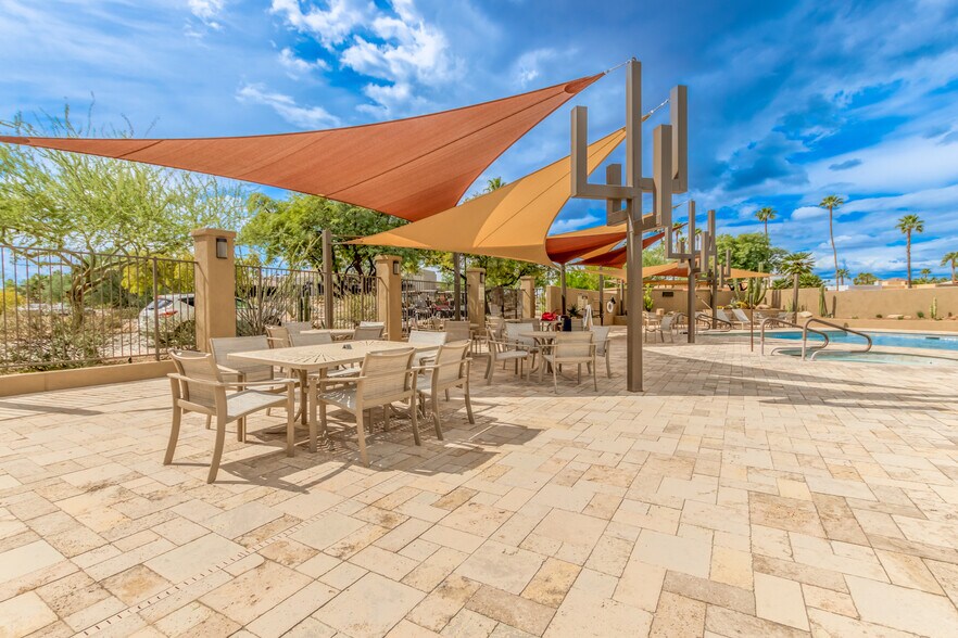 Primary Photo - 25609 N Forest Rd