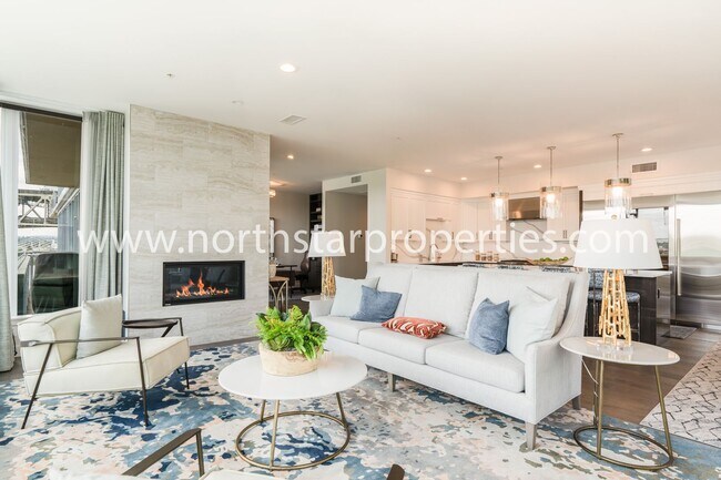 Building Photo - Unobstructed Views at The Strand