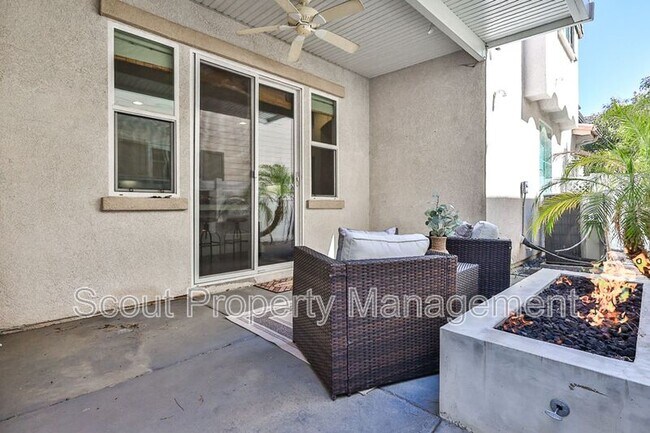Building Photo - 28814 S Lake Dr