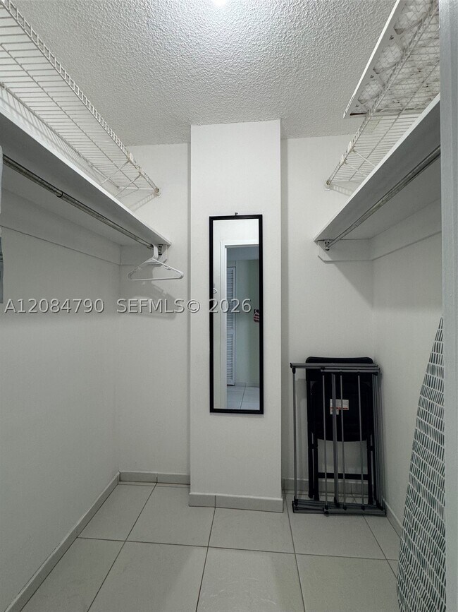 Building Photo - 3180 S Ocean Dr
