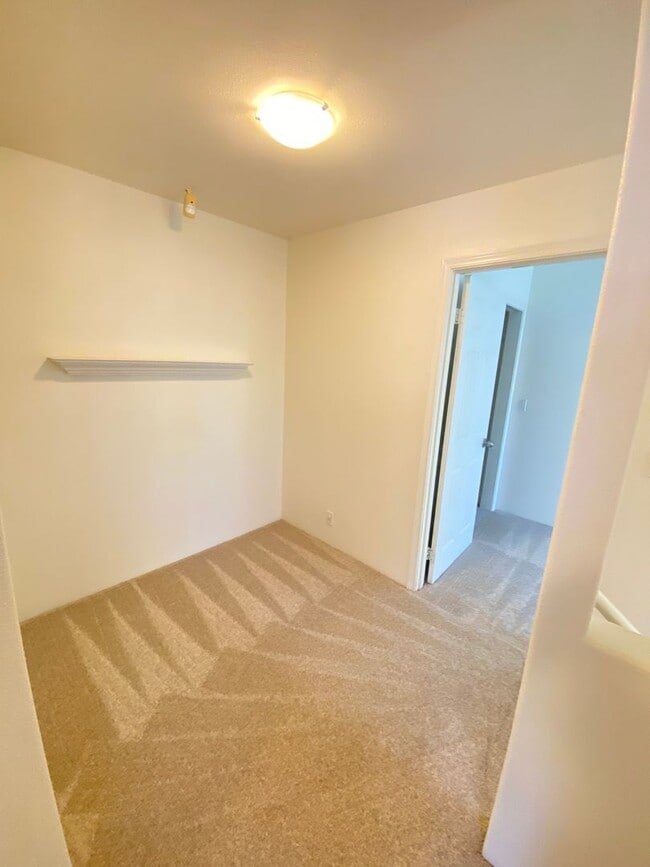 Building Photo - Launani Valley Duplex Unit